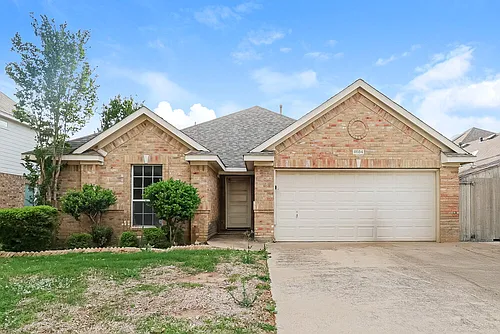 8504 Rock Creek Dr Photo 1