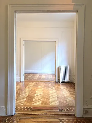 Rented by Metropolitan Equities | media 14