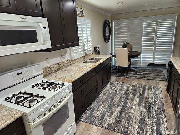 5th image of 2697 W Parkside Ln