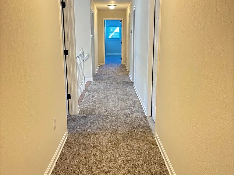 990 Eagle Ridge Cv — Photo 42