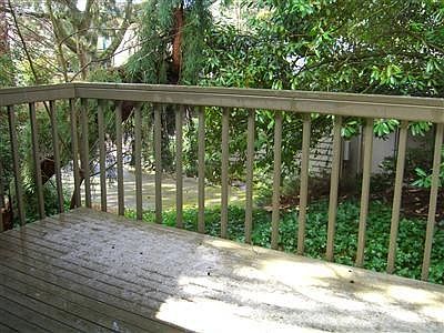 5th image of 706 NW 189th Ln
