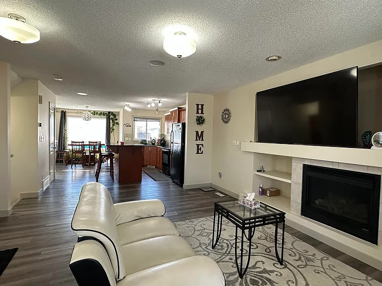 6074 Stanton Dr SW — Photo 3