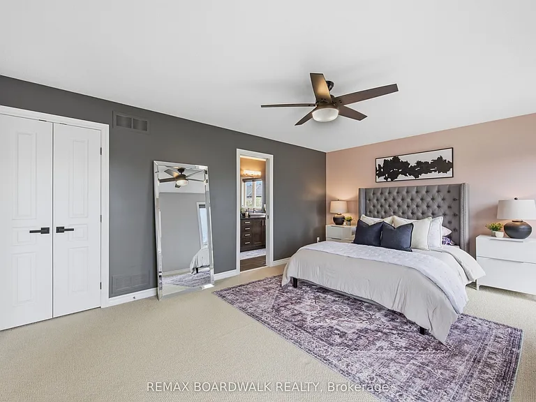 375 Cooks Mill Cres — Photo 22