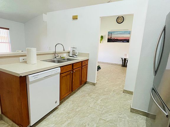 5th image of 389 Coventry Estates Blvd