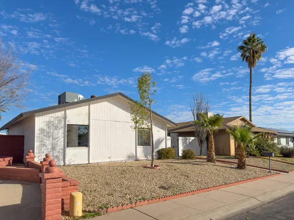 5212 W Mauna Loa Ln, Glendale, AZ 85306
