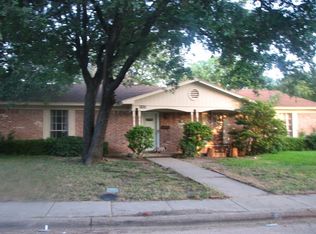 1830 SE 4th St, Grand Prairie, TX 75051