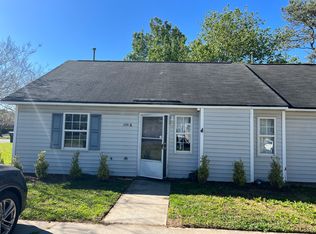 3326 N Barrett St, Farmville, NC 27828