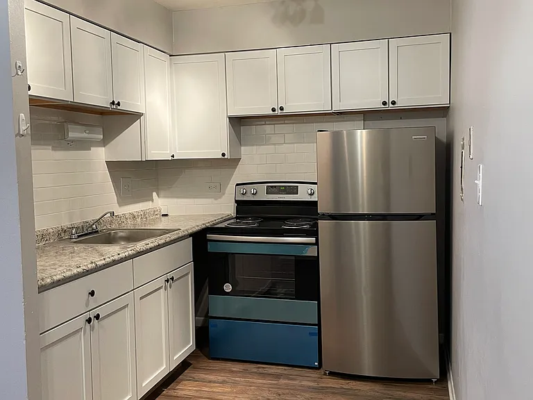 5920 N Kenmore Ave #507 — Photo 10