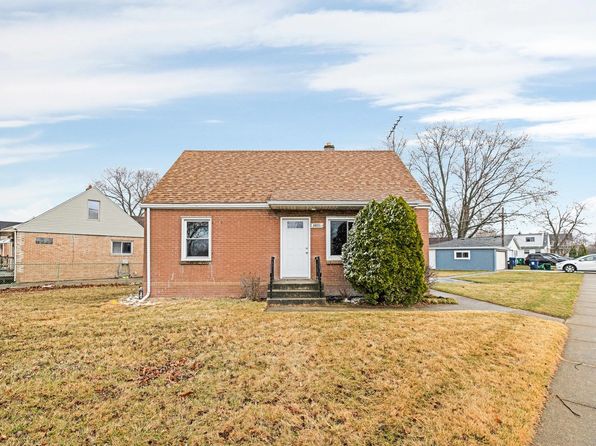 6831 S 79th Ave, Bridgeview, IL 60455