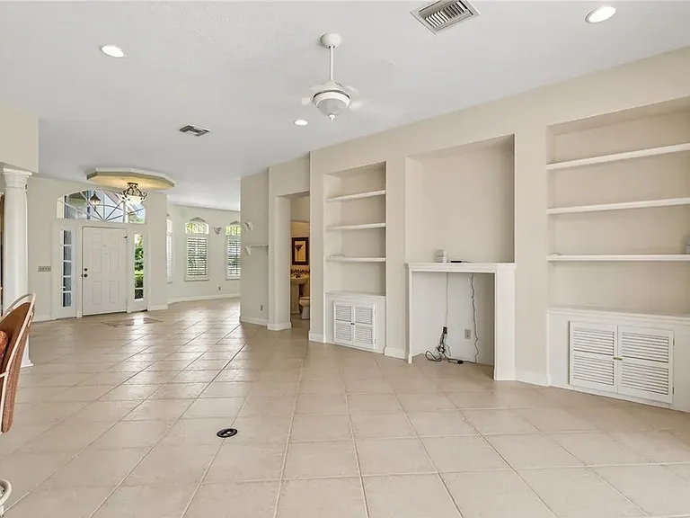 3210 Bent Pine Dr — Photo 6