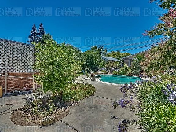 5th image of 1618 W Barcelona Ave