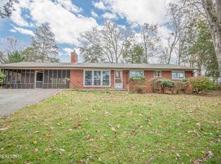 408 Douglas Ln, Clinton, TN 37716