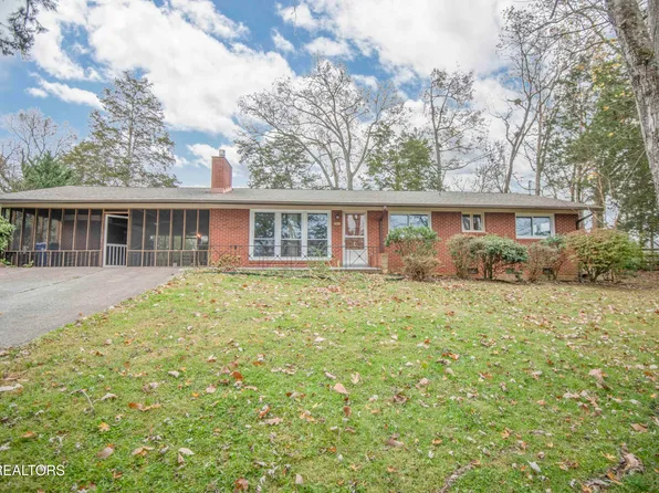 408 Douglas Ln, Clinton, TN 37716
