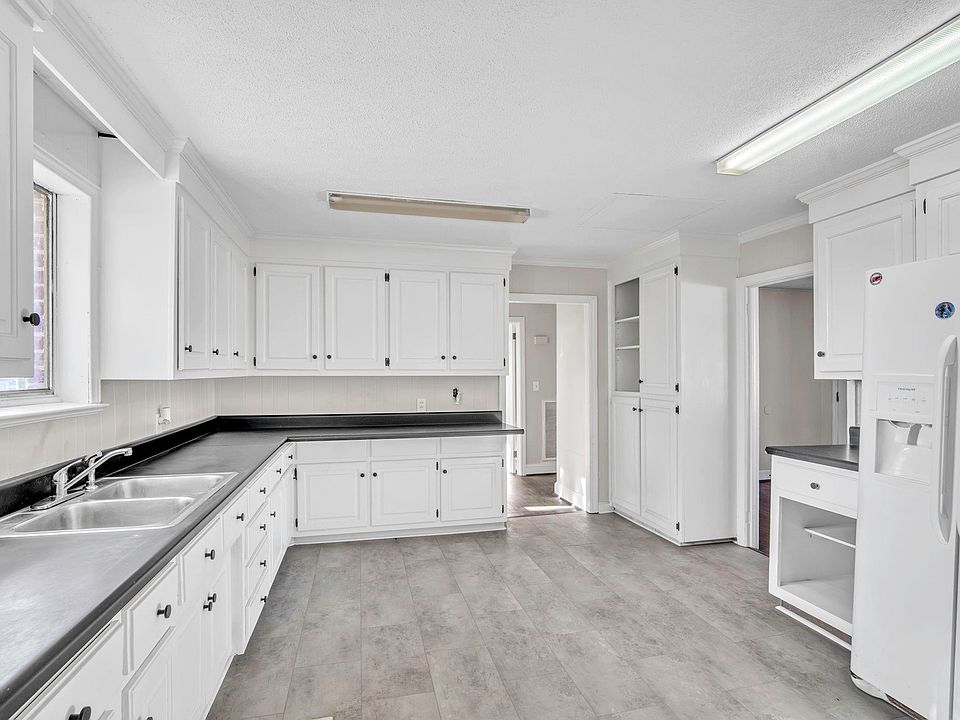 405 Agnew Rd, Greenville, SC 29617 Zillow