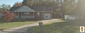 2nd image of 209 Paul Revere Ln
