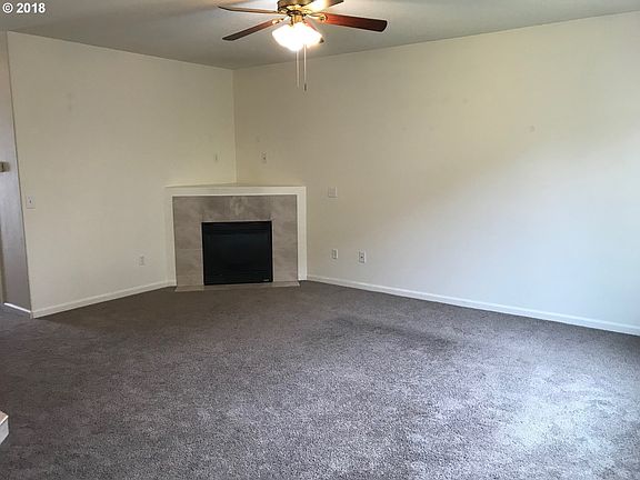 4th image of 3516 NE 41st Way
