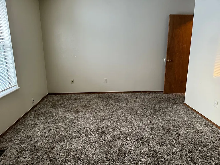 1210 W Main St — Photo 18