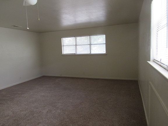 5th image of 2825 Sandage Ave #2827