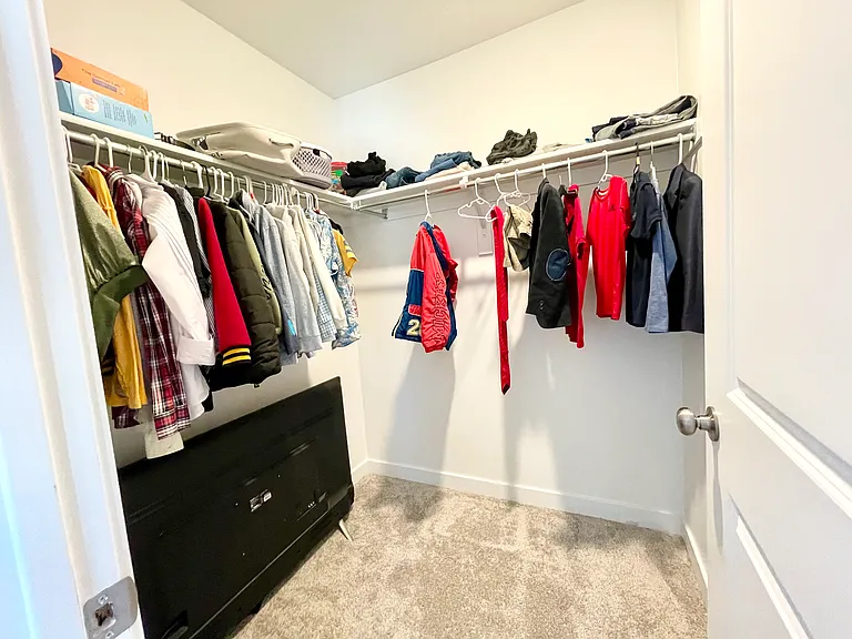 E Chukar Dr — Photo 26