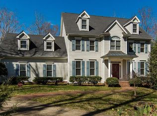 8725 Drew Ln, Chapel Hill, NC 27516