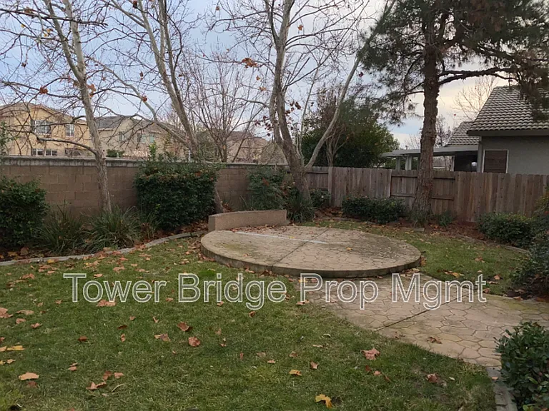 10949 Bellone Way — Photo 14