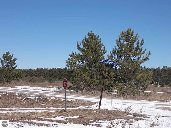 3rd image of 2764 W Armstrong Lake Trl