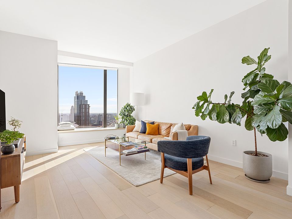 1st image of 11 Hoyt St #42C