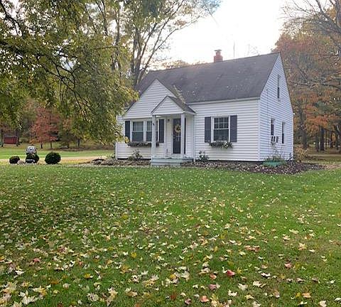 2nd image of 1534 Morris Dr