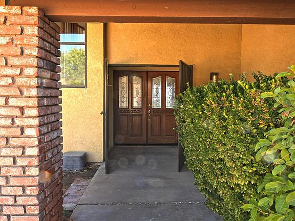 5th image of 14648 Greenbriar Dr