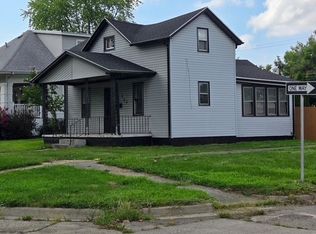 900 Lafayette Ave, Mattoon, IL 61938