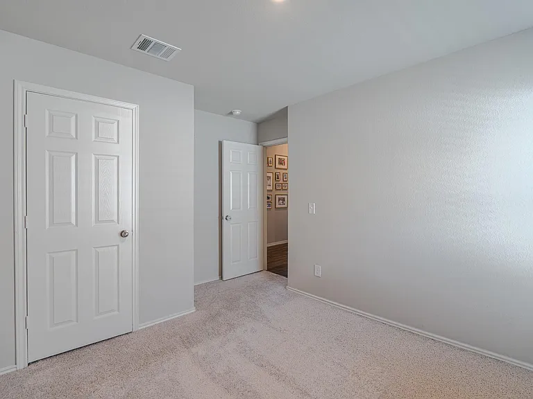 26106 Halwell Manor Ln — Photo 22