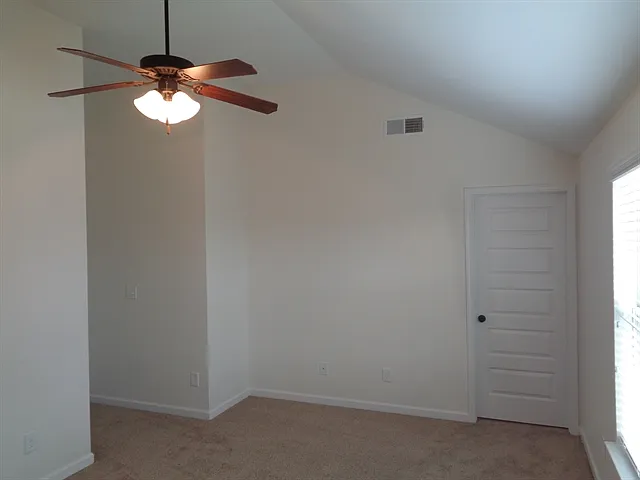 3207 Trinity Grove Dr — Photo 23
