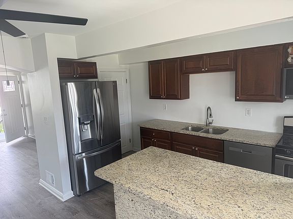 5th image of 6947 Belclare Rd