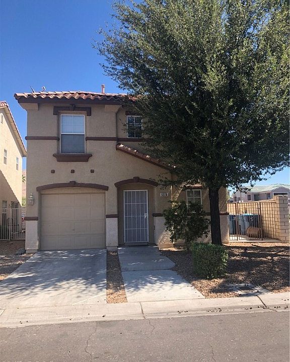 1st image of 1226 Black Cherry St