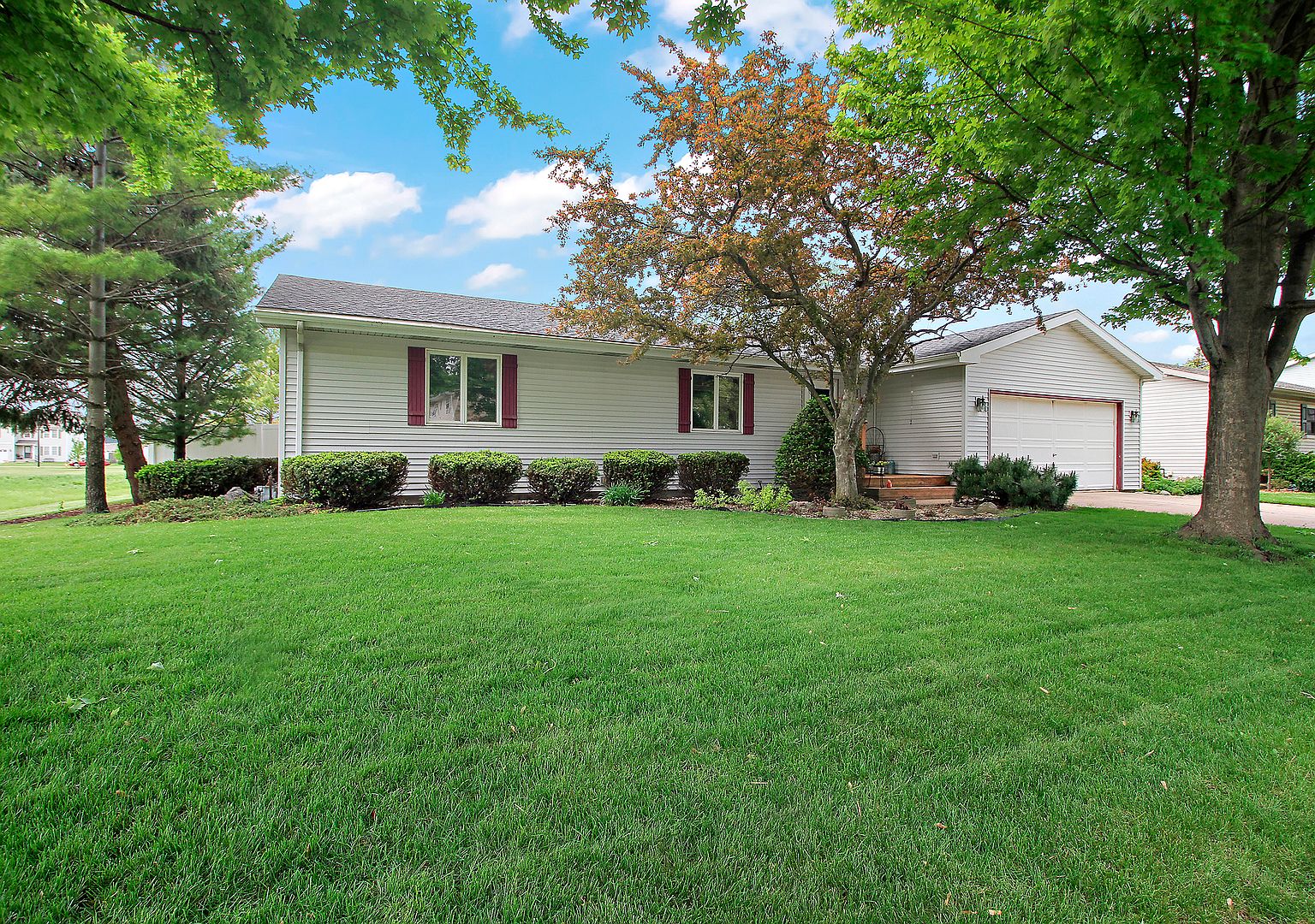 1537 N West Ave, Bourbonnais, IL 60914 Zillow