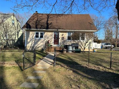 761 Jackson Avenue, Lindenhurst, NY, 11757