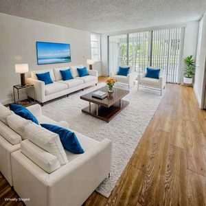4020 W Palm Aire Dr APT 203, Pompano Beach, FL, 33069