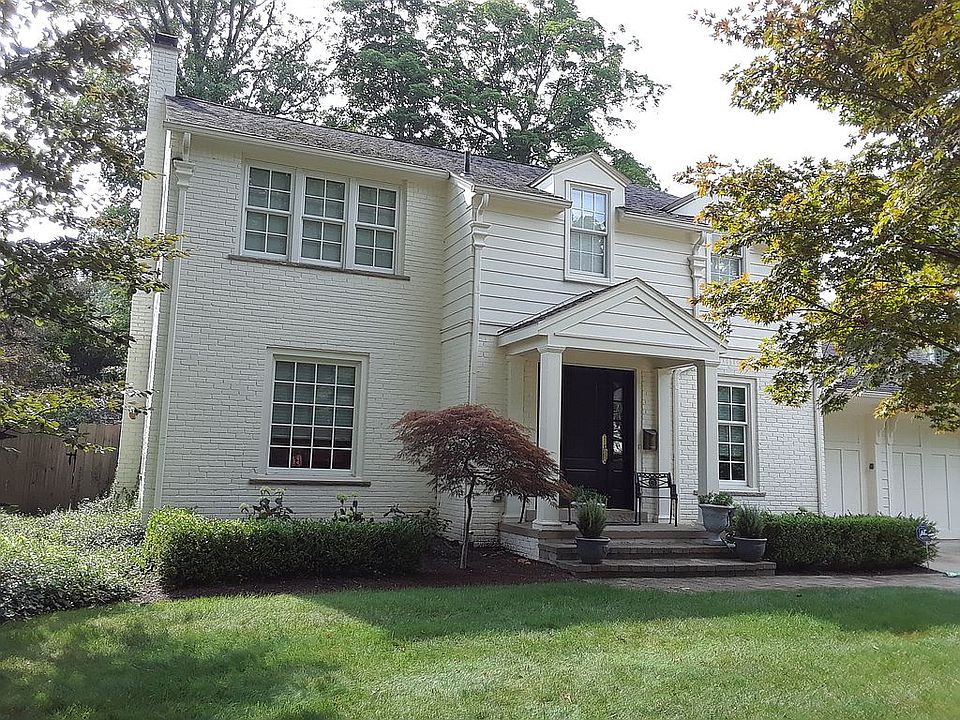 1st image of 693 N Glenhurst Dr