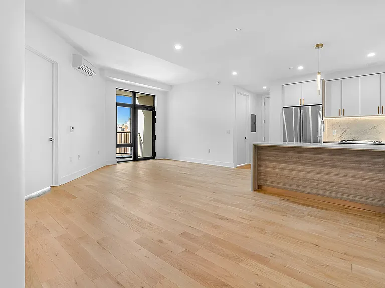 26-41 3rd St #502 — Photo 3