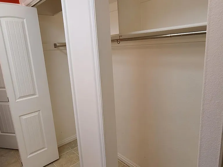 335 Peach Ln — Photo 27