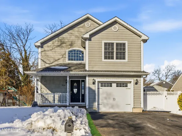 304 Pine Street, North Middletown, NJ 07748