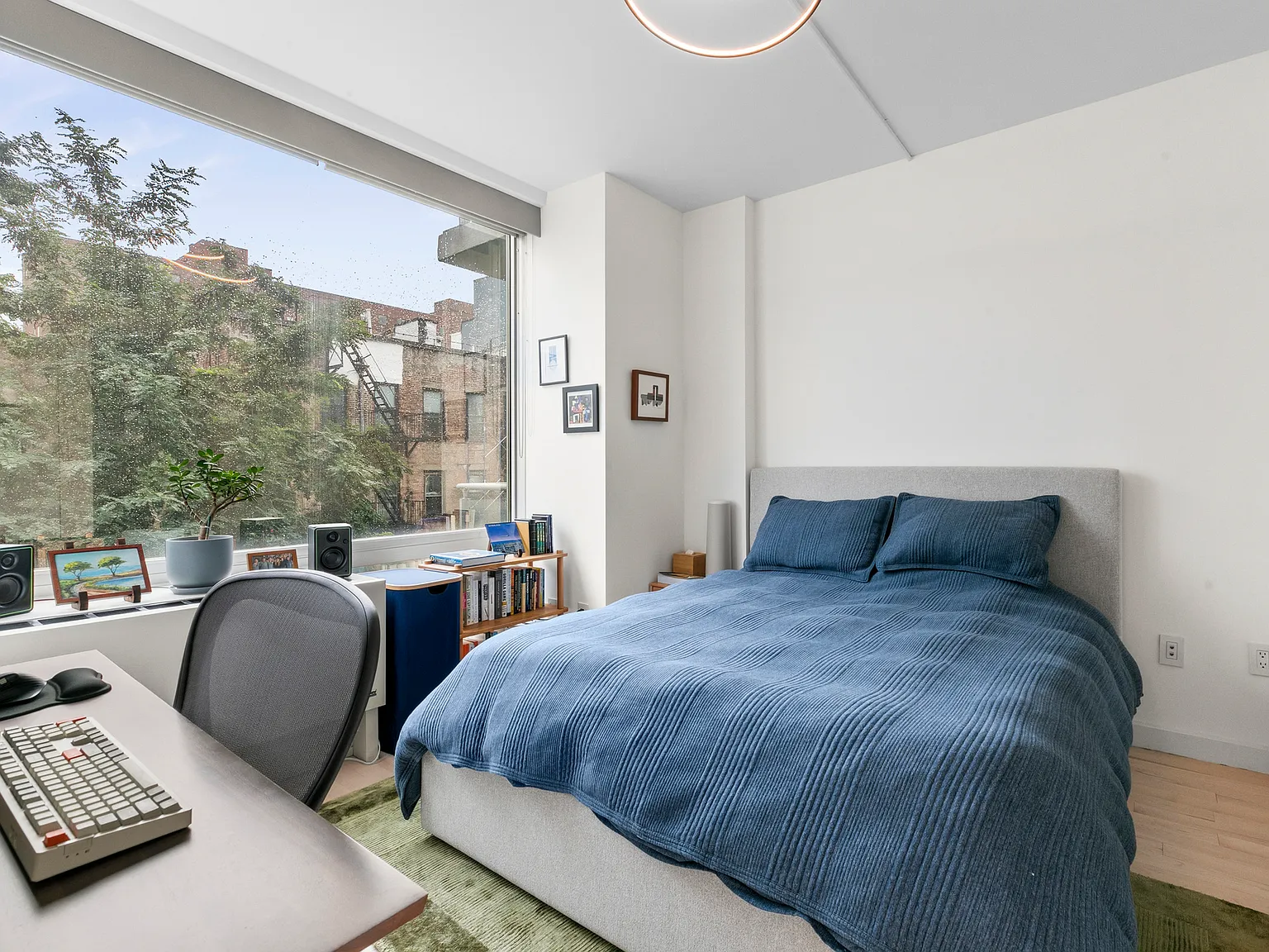 425 East 13th Street — Photo 4