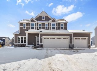 3224 Hollace Dr, Jenison, MI 49428