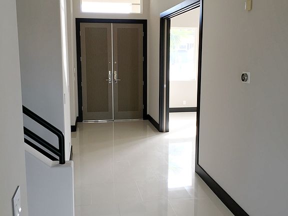 3rd image of 2950 Aruba Ct