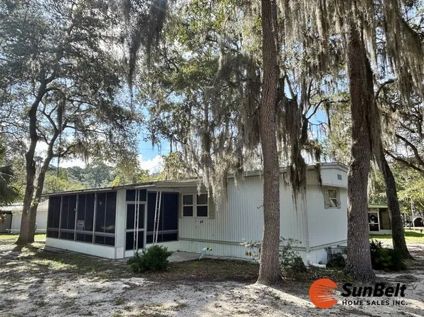 14575 NE 21st St Lot Mh28, Silver Springs, FL 34488