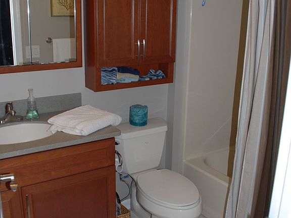 4th image of 5385 Pebble Creek Ln