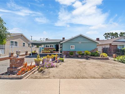 7426 Lemp Ave, North Hollywood, CA, 91605