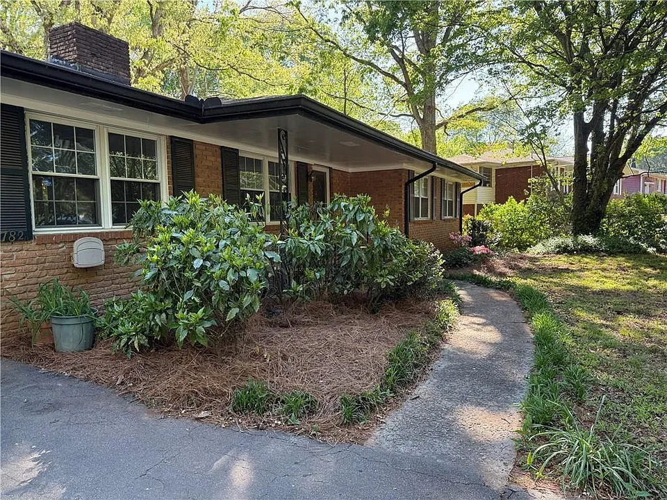782 Prince Ave