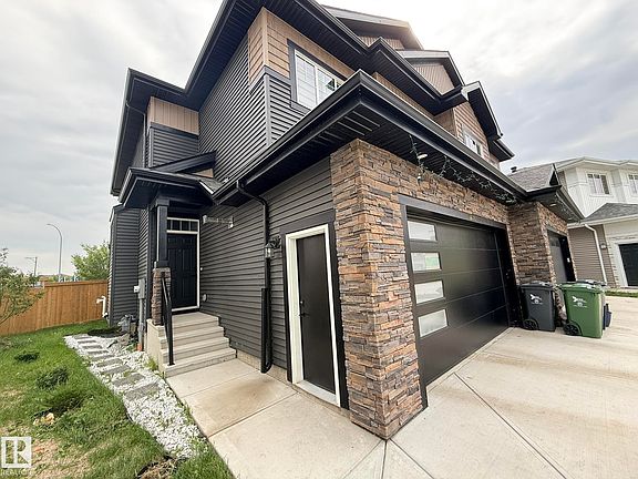 3rd image of 6605 50a Ave