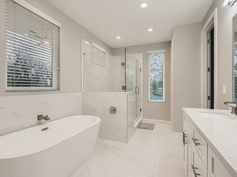 1089 Coleman St SW — Photo 18